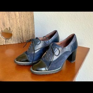 Hispanitas Joy Is A Choice Shoes | Lace-up Pumps | Color : Blue | EU Size: 38.5